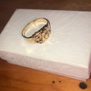 10k gold Nugget ring